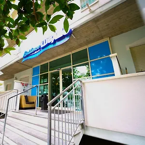 residence-lugano.riccione-hotels.org/