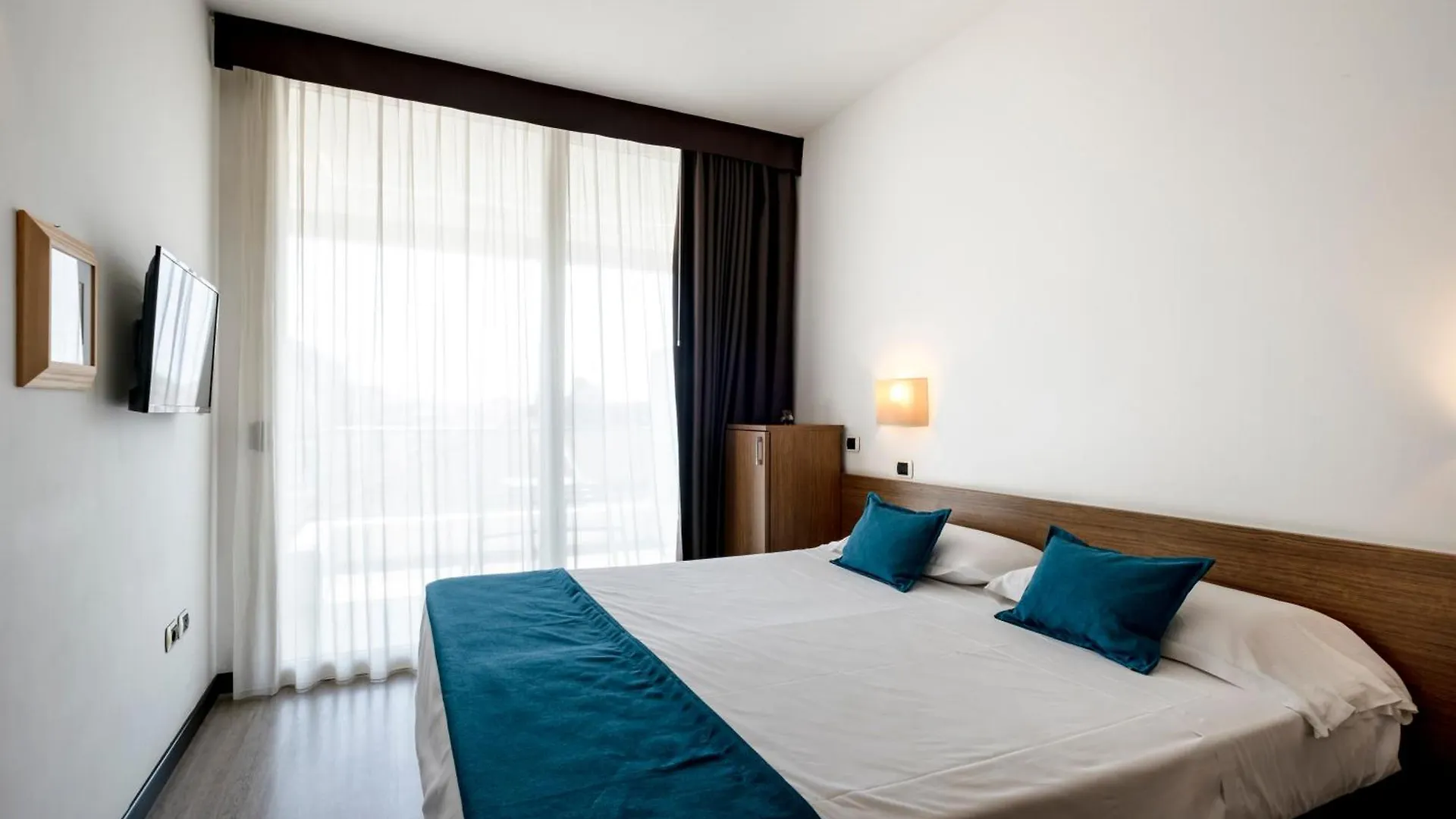 ****  Hotel Cristallo Rimini Italy